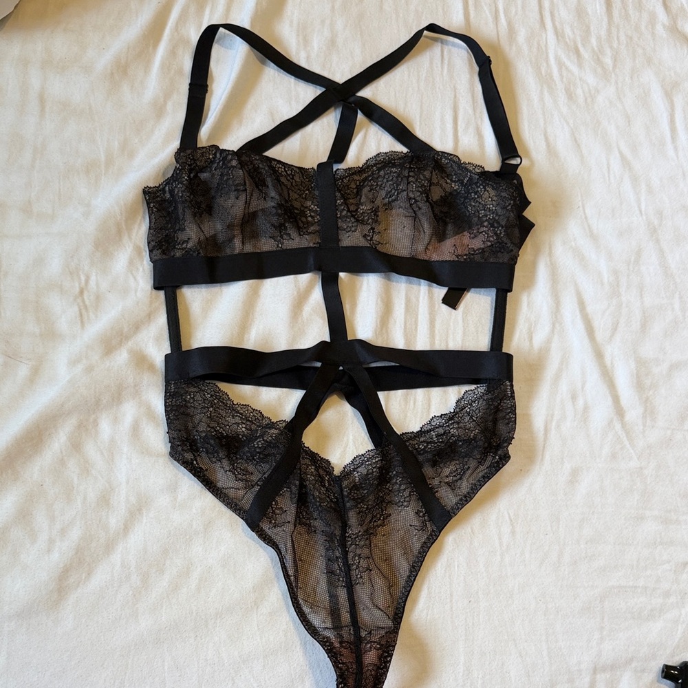Victoria's Secret Black Lace Strappy lingerie